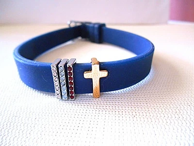 Pulsera Cruz Estrás Azul y Multicolor Foto 1 de 4