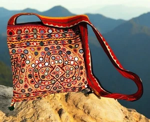 BANJARA HANDMADE KUCHI ETHNIC EMBROIDERY TRIBAL MIRROR BOHO SHOULDER BAG - Picture 1 of 4