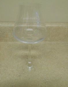 Baccarat Crystal Chateau Red Wine Glass Tasting 8.5" - Picture 1 of 3