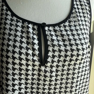 Women’s Spence White & Black Houndstooth Sleeveless Top Blouse Size XL - Image 1 of 4