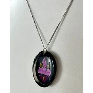 De Colección Lucite Reverso Tallado Pintado Orquídea Collar Conjunto Tornillo Trasero Púrpura - Imagen 1 de 7