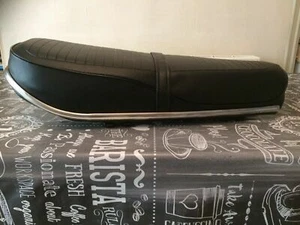 Motorcycle Seat Cover YAMAHA RD125 & RD200 A/B Complete With Strap - Picture 1 of 2