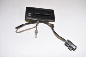 Nissan 300Zx Z31 1984-1986 3,0 L MT LADO DEL PASAJERO MANIJA DE PUERTA EXTERIOR DERECHA - Imagen 1 de 12
