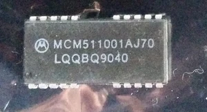 16 X MCM511000AJ70 1Mx1-Bit Dinámica RAM DRAM Memoria IC SMD SOJ-26/20 70ns - Imagen 1 de 2