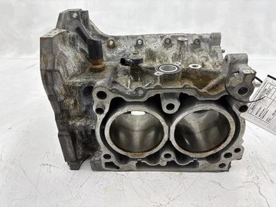Bloque de cilindros del motor derecho Subaru BRZ 2022-2023 2,4 L OEM Foto 1 de 4