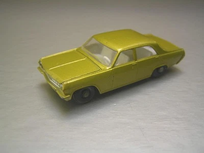 Matchbox Lesney RW #36 Opel Diplomat with Gray Engine in Excellent Condition - Image 1 of 4