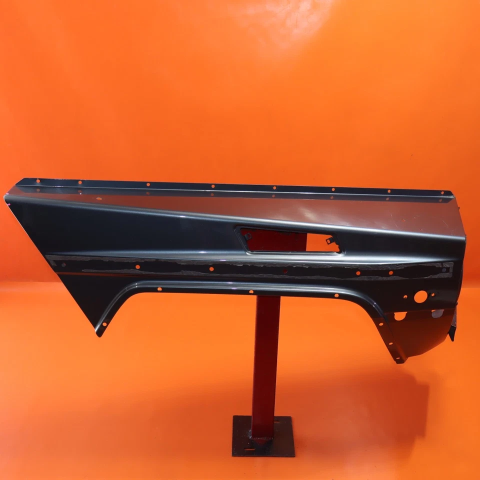 Guardabarros derecho mercedes benz g550 g63 2002-2012 2013 2014 2015 2016 2017 2018 Foto 1 de 4