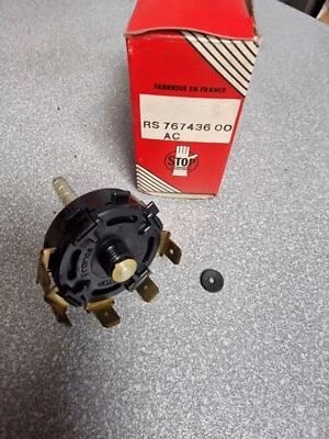 ПЕРЕКЛЮЧАТЕЛЬ ДВИГАТЕЛЯ СТЕКЛООЧИСТИТЕЛЯ PEUGEOT 404 640928 - Изображение 1 из 4