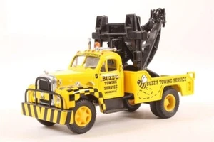 Corgi Mack B Wrecker Buzz's Towing Service US52315 NIB RETIRED - Picture 1 of 4