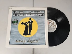 The Hotel Orchestra – Swings Digital - 1982 JAZZ ORIGINAL AUS PRESS VINYL LP - Foto 1 di 2