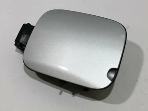 CITROEN C3 2018 PETROL FUEL FILLER FLAP CAP COVER LID in SILVER EZRC 2016-ON - Imagen 1 de 7