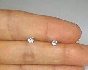 Orecchini a perno diamanti 5 mm taglio rotondo creati da laboratorio 14k finitura oro bianco - Foto 1 di 4