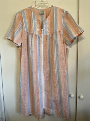 全新带标签女式长袍 Croft & Barrow 泡泡纱桃色蓝色条纹拉链棉 Bl LG — 第 1/4 张图片