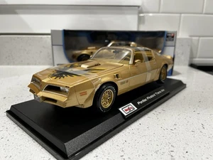Maisto 1:18 Pontiac Firebird Trans Am Gold New In Box - Picture 1 of 6