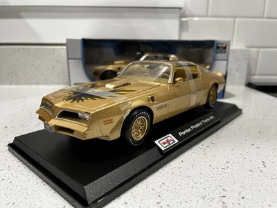 Maisto 1:18 Pontiac Firebird Trans Am Gold New In Box - Image 1 of 4