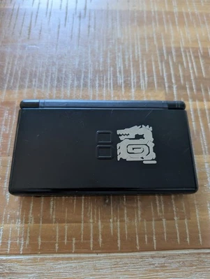 Nintendo DS Lite Console Black - USG-001 - Tested Working + Free Tracked Post! - image 1 of 4