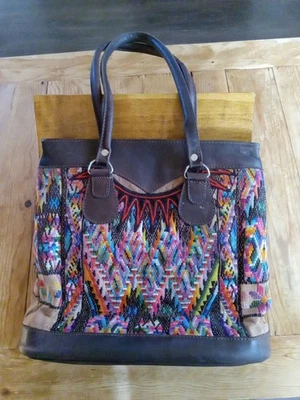 Impresionante Bolso Cartera Colorido Geométrico Algodón/Cuero Punto de Cruz Guatemala Foto 1 de 4