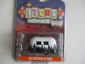 1961 MINIATURE CARAVAN AIRSTREAM BAMBI SAPIN1/64 3 INCH GREENLIGHT - Picture 1 of 2