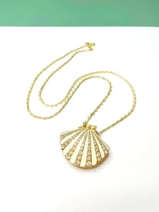 Kate Spade 'Shore Thing' Crystal Clam with Pearl Locket Necklace Summer Sea BNWT - Picture 1 of 9