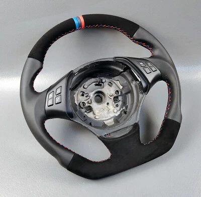 BMW SERIE 3 E90 E91 328i 2006 2012 FONDO PLANO CUERO GAMUZA VOLANTE Foto 1 de 4