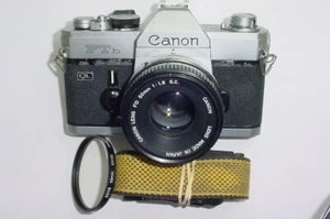 Canon FTb QL 35mm Film SLR Manual Camera with Canon 50mm F/1.8 FD S.C. Lens - Picture 1 of 6