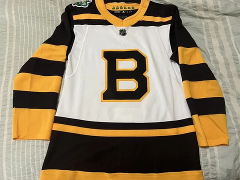 Boston Bruins 2019 Winter Classic Jersey Adidas Size 44 (XS) Cover