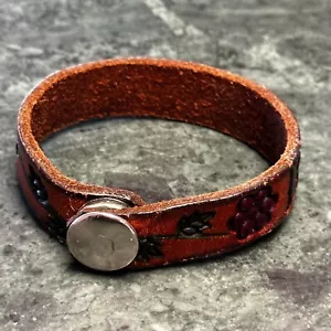 7.5" Vintage Brown Leather Bracelet "Brenda" With Button - Picture 1 of 6