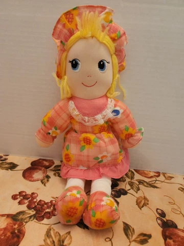 GREENBRIER INTERNATIONAL LITTLE  GIRL CLOTH SOFT  RAG DOLL YELLOW YARN HAIR Cover