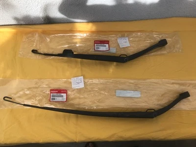 2003 2007 HONDA ACCORD WINDSHIELD WIPER ARMS 76600-SDA-A01 & 76610-SDA-A01 USED - Image 1 of 4