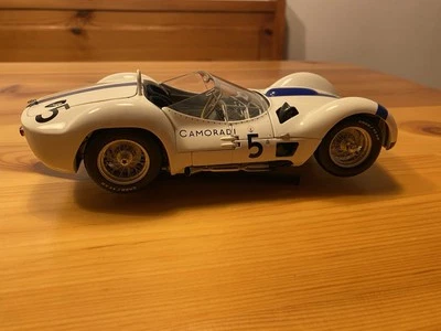 Minichamps Maserati Tipo 61 • 1000 Km NÜRBURGRIND - 1960 Scala 1:18 - Immagine 1 di 4