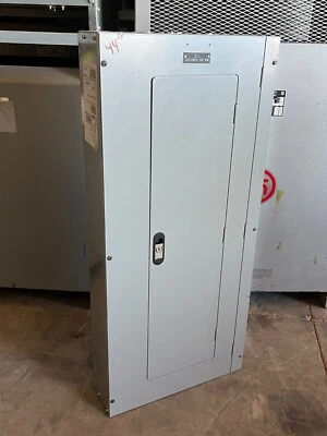 PANELBOARD SIEMENS P1 P1C42QJ200CTS 225A 208Y/120V CON INTERRUPTOR PRINCIPAL 200A 44"" Foto 1 de 4