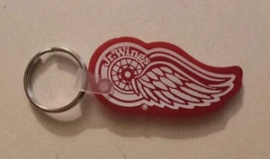Vtg Detroit Red Wings Jr. Wings, Suburban, Vinyl Keychain, 2.5", New - Picture 1 of 2