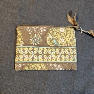 Vera Bradley Quilted Floral Wristlet Wallet With Zipper Closure & Key Strap In B - Picture 1 of 6
