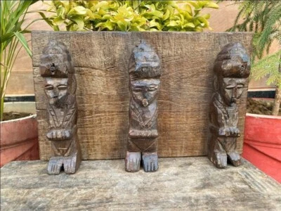 Antigua madera hecha a mano hierro trabajo casa antigua castillo 43 X 25"" panel de puerta Foto 1 de 4