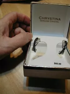 NIB CHRYSTINA GENUINE CRYSTAL TWO TONE PIERCED DANGLE EARRINGS - Foto 1 di 9