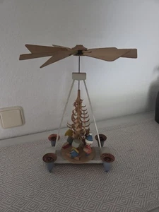 Pyramide Holz Erzgebirge Original Expertic DDR Kinder im Schnee Handarbeit - Bild 1 von 10