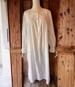 Vintage Gilligan O’ Malley White Pink Lace Cotton Long Nightgown Small Cottage - Picture 1 of 6
