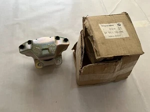 NEW GENUINE BMW REAR RIGHT BRAKE CALIPER 2.5 CS 3.0 CSL 2500 3.3Li 5 E12 E9 - Picture 1 of 9