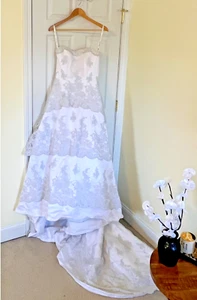 Alfred Angelo white strapless sweetheart neck A-line wedding gown size 4-used - Picture 1 of 9