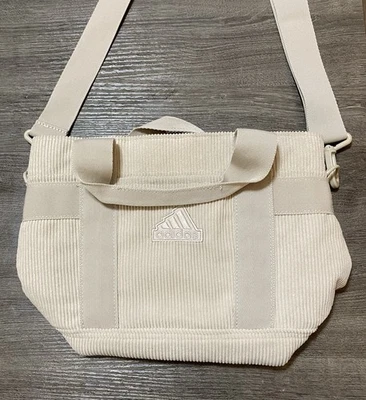 Adidas Ropa Deportiva Beige Ajustable Pana Bandolera Bolso Foto 1 de 3