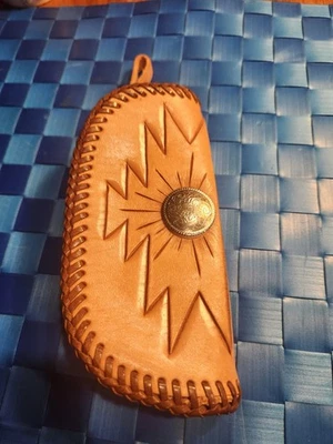 小号皮革手工硬币钱包棕色拉链闭合 4.5 英寸全新无标签 — 第 1/4 张图片