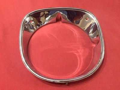 1970 Chevelle SS Headlight Bezel LH 3972923 No Pitting El Camino  Malibu Wagon Foto 1 de 4