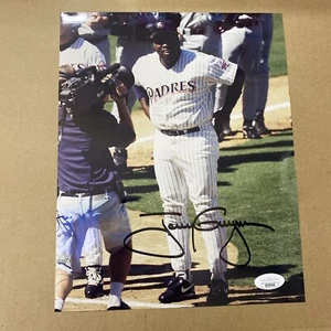 Tony Gwynn Signed Photo 8x10 JSA Authenticity San Diego Padres - Picture 1 of 2