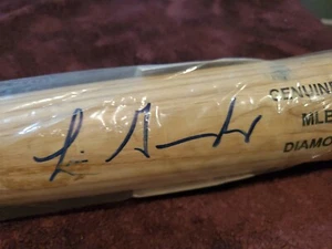 LUIS GONZALEZ SIGNED GAME USED BAT- JSA - Picture 1 of 12