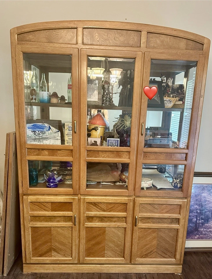 Armario para curiosidades de madera maciza con 2 espejos a juego Foto 1 de 1