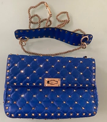 Valentino Garavani Rockstud Spike Bag in Blue Nappa Leathe rDamage Detail - Image 1 of 4