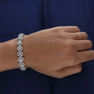 Radiant Oval CZ Halo Bracelet - Bild 1 von 7