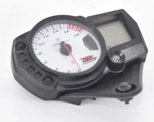 2006 Suzuki GSXR600 Speedometer Speedo Gauge Cluster C22 - Picture 1 of 4