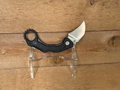 BattlTac Double-Lock Karambit D2 Steel Curved Blade Great Condition  - Image 1 of 4