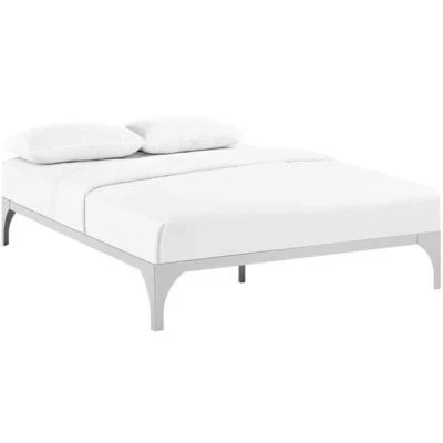 Cama plataforma king moderna/contemporánea Pemberly Row en plata Foto 1 de 4